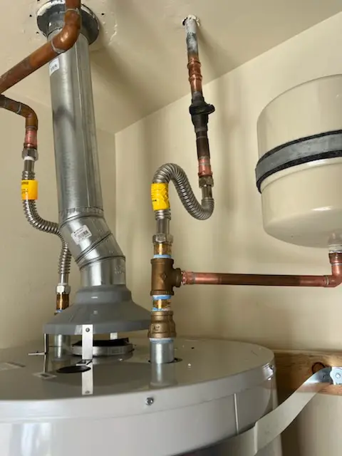 Water heater installation and plumbing repair in Mount Rainier